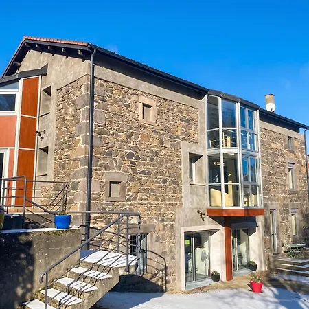 Maison A Avec Jardin Et Terrasse Vakantiehuis Orcines