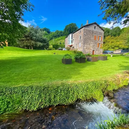 Maison A Avec Jardin Et Terrasse